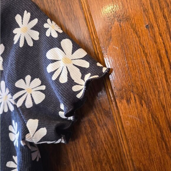 SO Daisy Print Short Sleeve Tee Ribbed MEDIUM - Picture 4 of 8